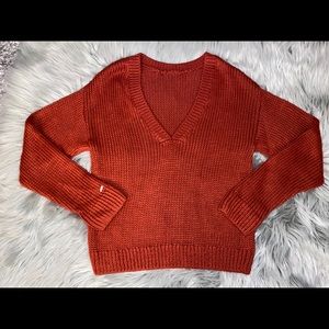 PINK Victoria Secrets KNIT SWEATER